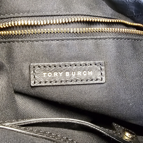 Tory Burch Robinson Large Leather Tote - Picture 16 of 16